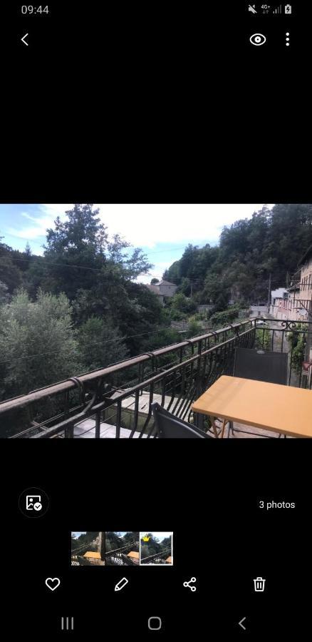 Maison Avec Vue Panoramique A 5mn De Saint Remi Sur Durolles . *